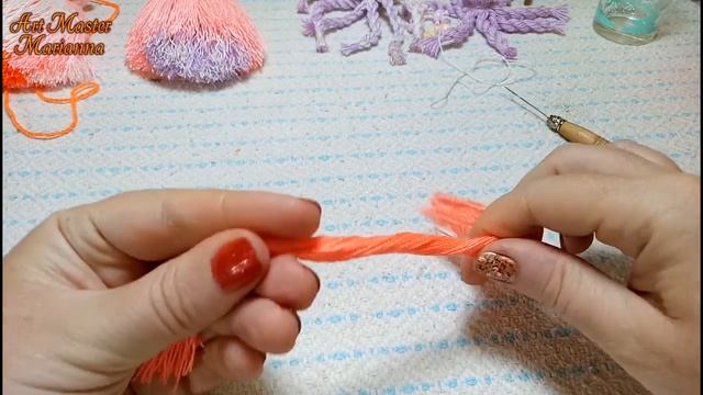 Декоративная кисточка из ниток - мастер-класс 2 в 1