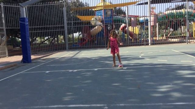 👀SKATEBOARD 👀 Hello Kitty ANNA MARIA Мария первый раз катается на скейтборде