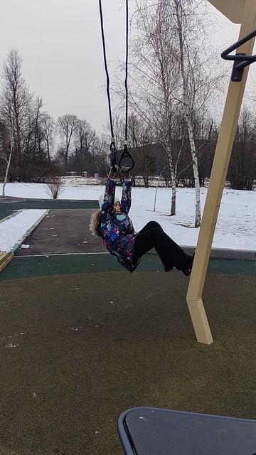на кольцах