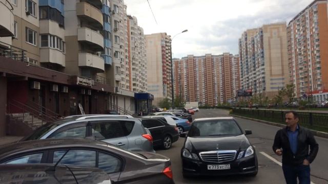 Красногорск, Подмосковный бульвар 8   1
