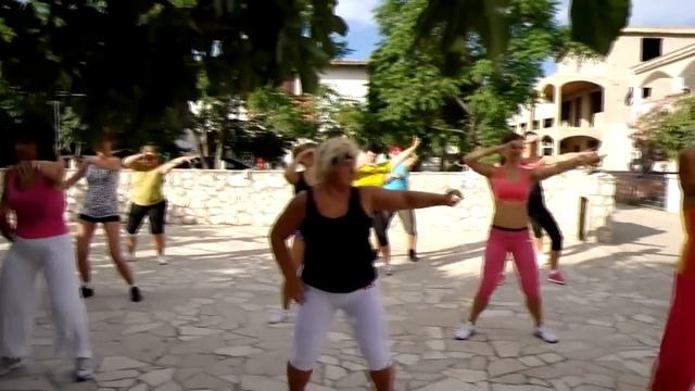 Lady Fitness Holiday - Zumba