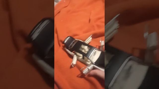 ROLLS ROYCE масштаб 1:18 есть двигатель v 12 и есть зонтик в задней двери,алеикспрес