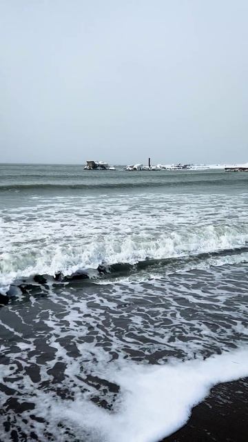 Первая поездка на море в 2025! Гуляю!