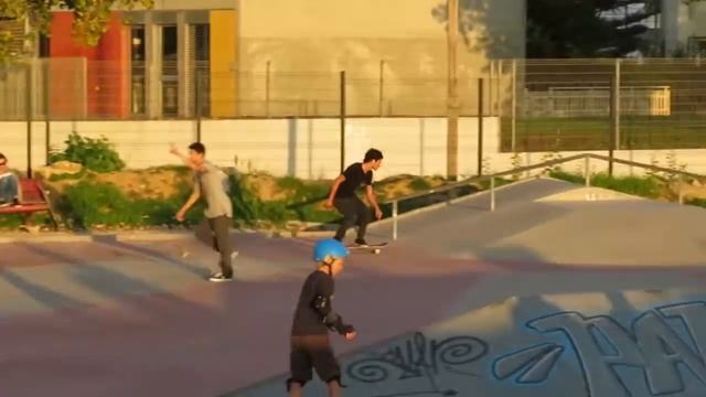 Parque das Gerações Skate Park in São João de Estoril. Absolute MUST.
