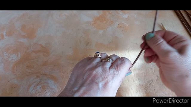 Завитушки из бумажной лозы