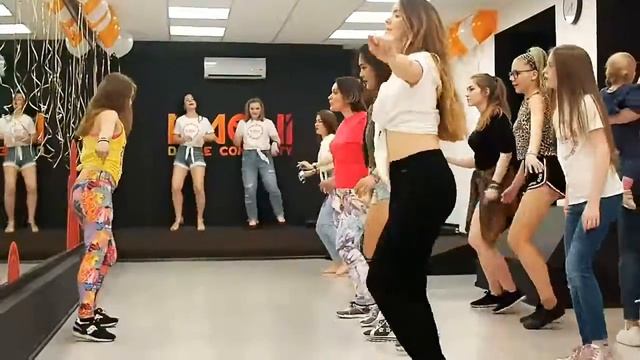Zumba Fitness - Carnival || MAONI Dance community