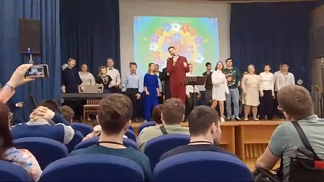 Концерт к 8 марта подходит к концу