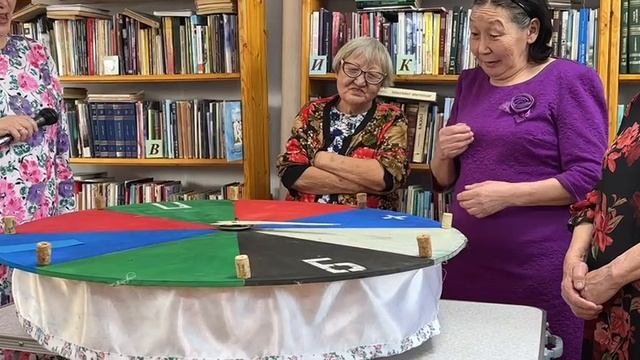 «Кэрэни кэрэхсээн»