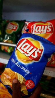 endhuku chips పాకెట్స్ లో అంతా air fill ayi ఉంతుంది?🧐#ytshorts #factsintelugu #facts #youtubeshorts