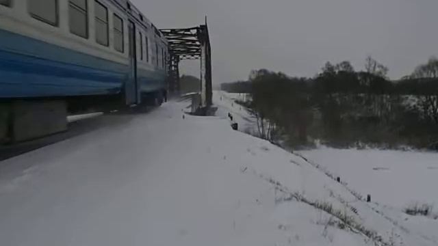 поезд зимой