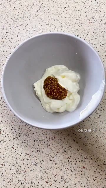 Мясо, тушенное с луком