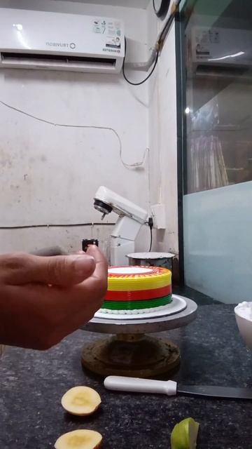 as always fruits cake decoration ☺️ simple birthday cake #shorts #ytshort#shortvideo #shortsfeed