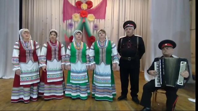 "Ясены" в исп. народного фольклорного коллектива "Гладковчанка"