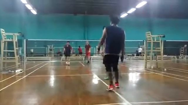 Badminton Lodan (Andri/NN vs Yonas/Toma) part 1