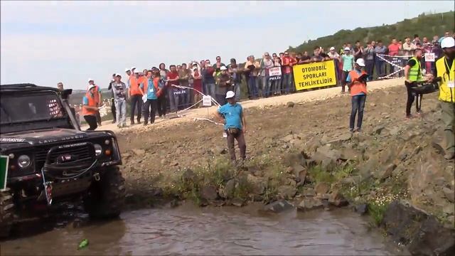 LAND ROVER DEFENDER 90 V8 & TDI  *EXTREME OFFROAD TRIAL RACE*