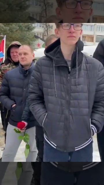 Мало кто остался в светлой памяти...А надо ПОМНИТЬ.