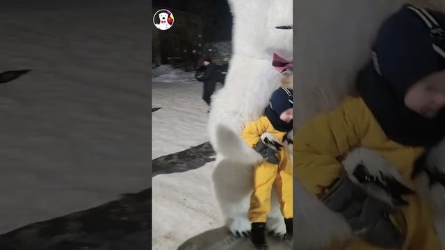 Как символично: в день совершеннолетия поиграть с пушистым Мишкой! Милая Камилла, с Днем рождения!