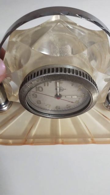 Настольные часы танковые, в прозрачном корпусе