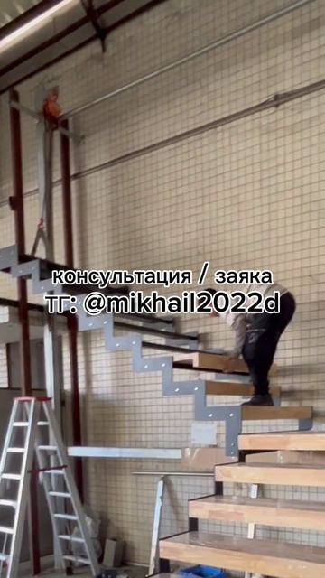 Современная лестница для дома, дачи и квартиры