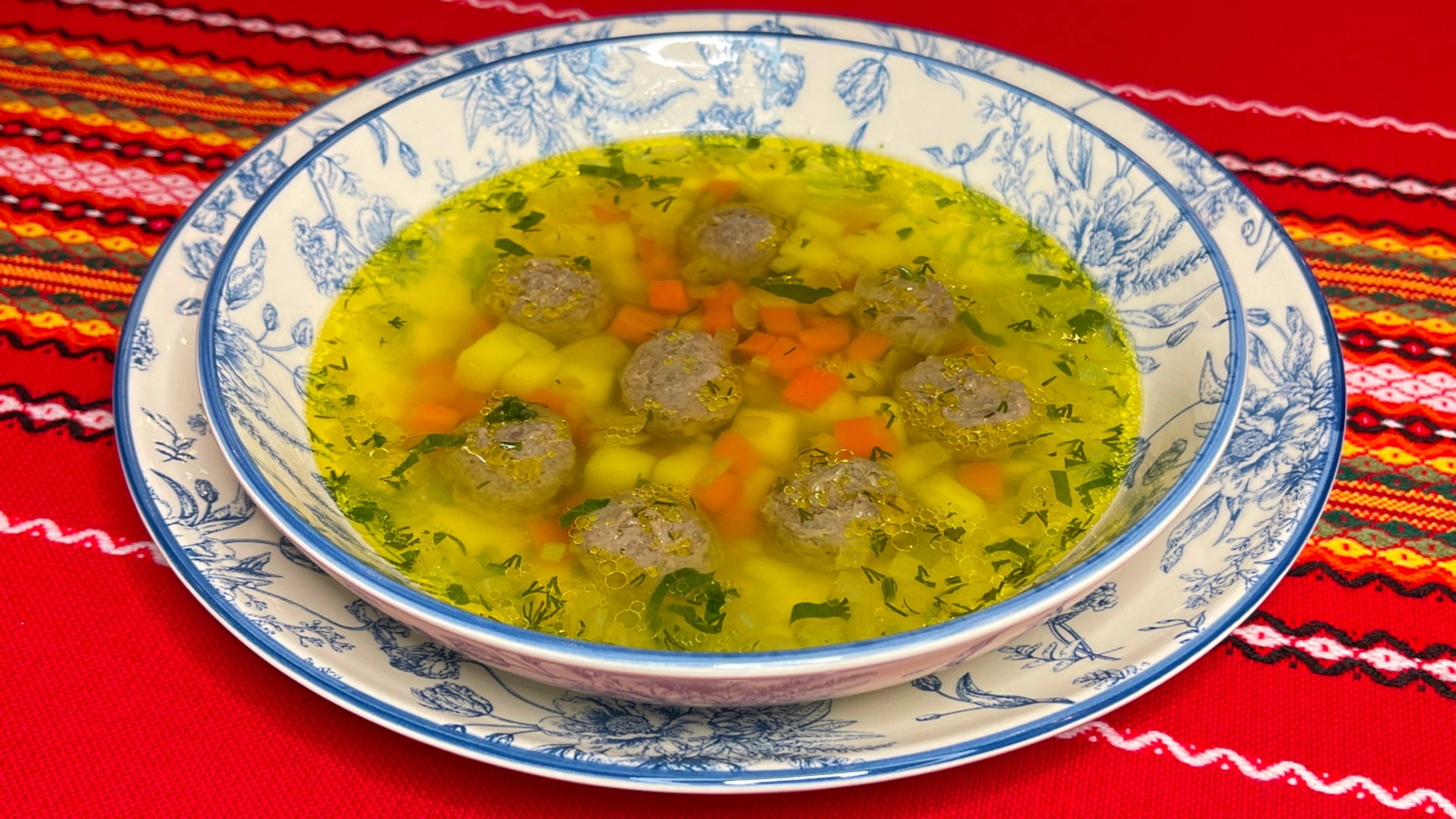 Вкусный суп с фрикадельками - просто, быстро, вкусно.