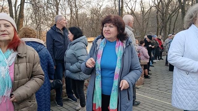 Хлопья снега...... 08.03.25 Гомель парк Луначарского 🥰💫