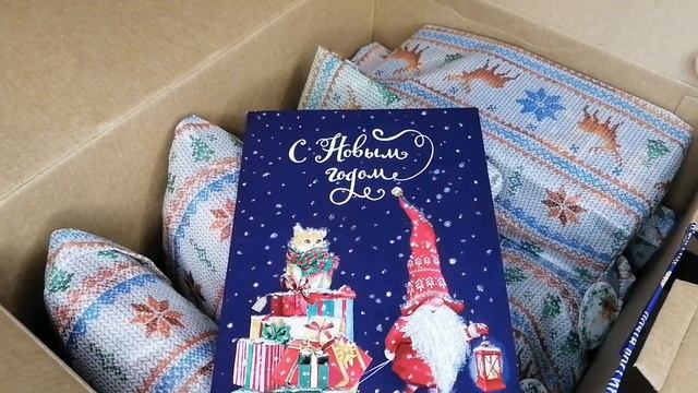 Распаковка и обзор посылочек 🍫🎄🎁от моих новогодних Феюшек💞