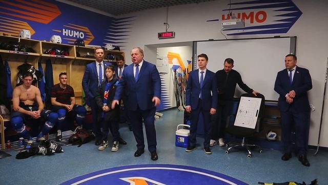 Победная раздевалка после третьего матча "Хумо" - "Номад". 7.02.2024. Pro Hokei Ligasy