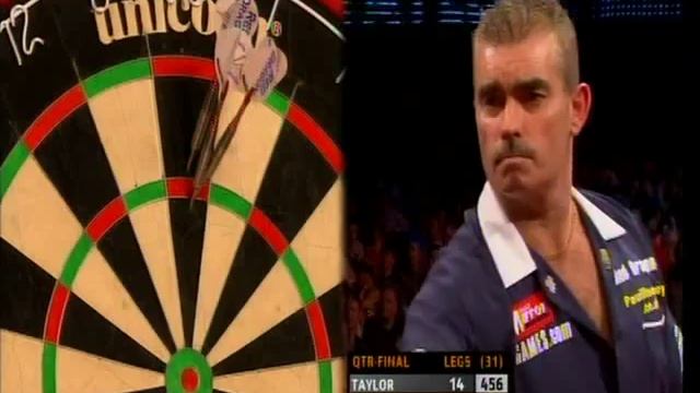 Steve Beaton v Phil Taylor ( Grand slam darts 2010 )  14 - 14 legs