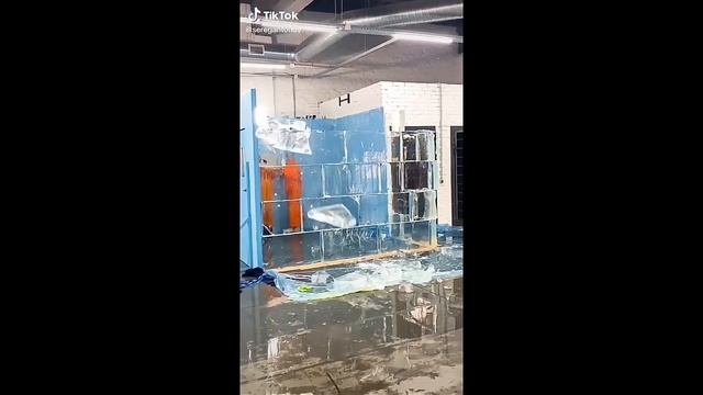 1008. Кобяков Разбил Лёд в Тик Ток