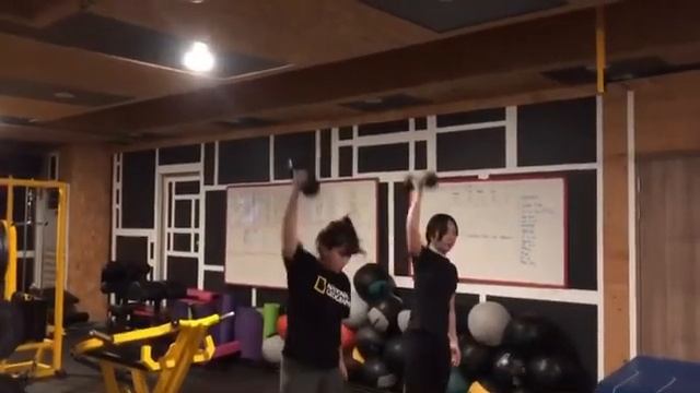 [crossfit film]칼로리 터트리는 크로스핏 운동으로 다이어트도 근력강화도 해봅시다!