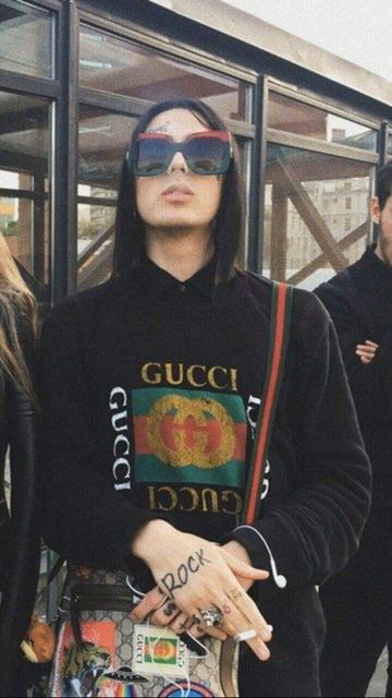 Беззаботное время было....