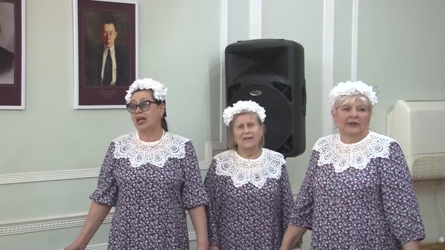 "Нам жить - не тужить" (С.Мордасов,Е.Гуляева) - поёт ансамбль "ИВУШКА"