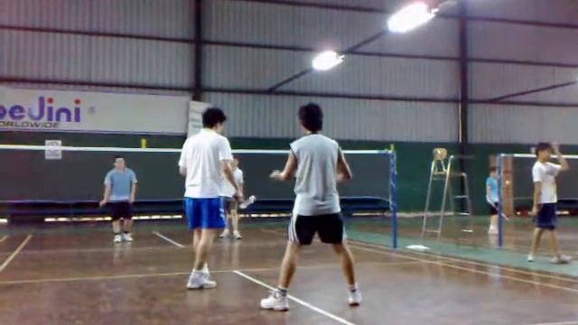 Iyuyu Badminton Training