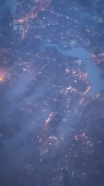 Екатеринбург на рассвете с высоты 11700 метро