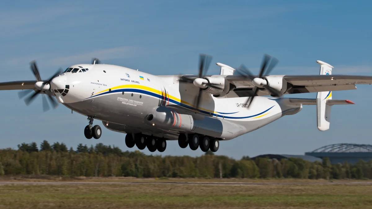 Антонов ан-22