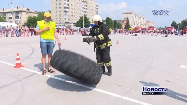 Многоборье с огоньком. В кроссфите для пожарных региона бердская команда взяла «серебро»