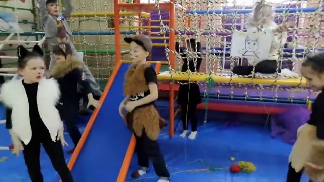 Театрализованное представление "Кошачий совет"