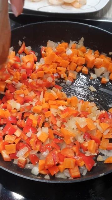 Простой и вкусный рецепт креветок с рисом #рецепт #рецепты #креветки #кулинария #cooking