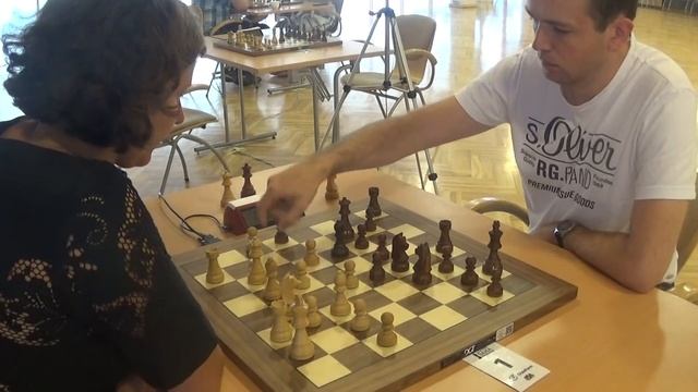 WGM Dana Reizniece-Ozola - GM Arturs Neiksans, Rapid chess, English opening