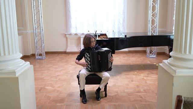 Михаил Лосьмаков, баян