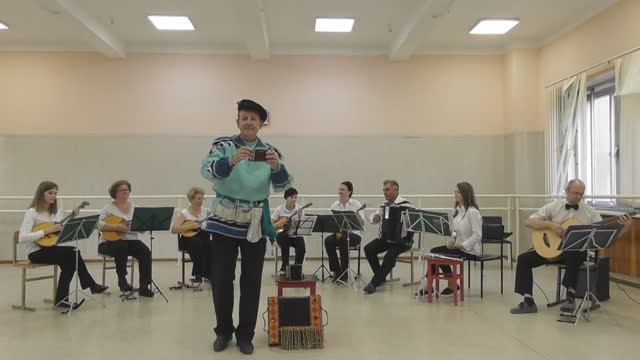 Русская деревня
Гармошки
Ярмарка