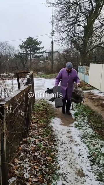 Хохломарадеры продолжают переодеваться в граджданских