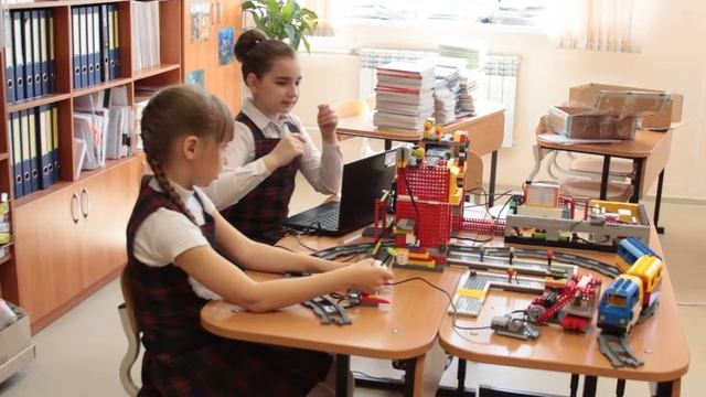 Lego wedo проект - Вокзал с безбарьерной средой