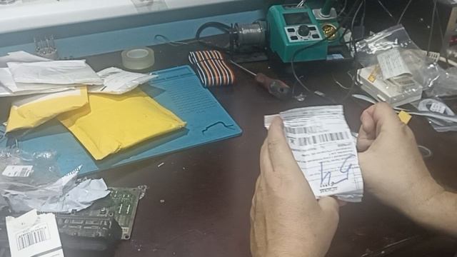 Можно ли без этого работать? 😂 Или копеешный хлам с поднебесной.