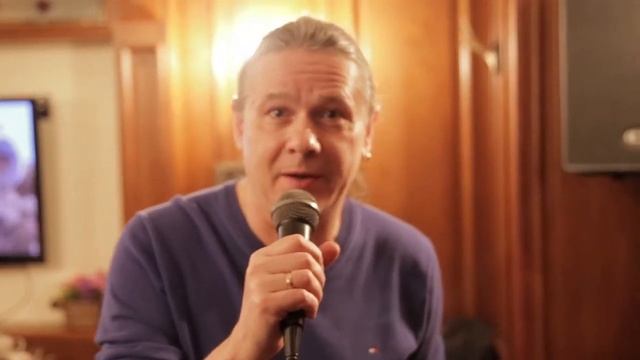 Сергей «Чиж» Чиграков поздравляет «Максимилианс» Тюмень с открытием — 6 ноября