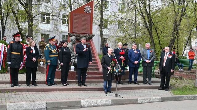 Установлен бюст Г.К. Жукову в Москве (2 часть)