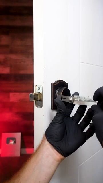 Quickly pick residential locks #lockpicking #security #howto #military