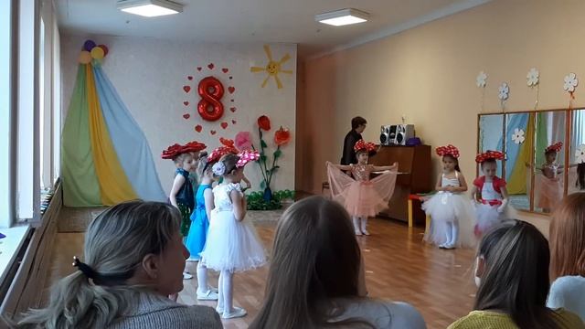 Утренник Кати к 8 марта 2020