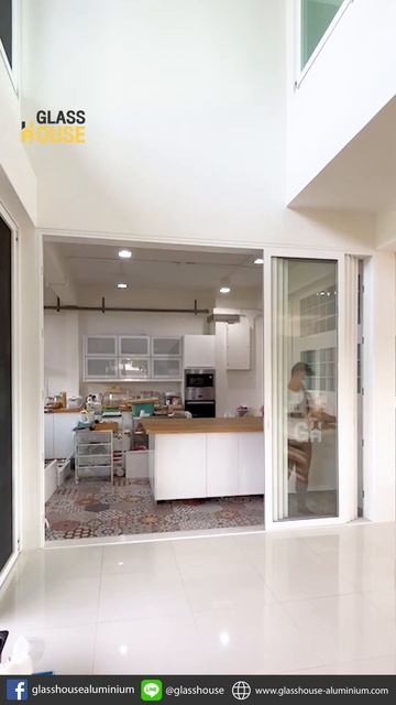 ประตูบานเลื่อนซ้อน 4 บาน ชุดพรีเมี่ยม| Glass House