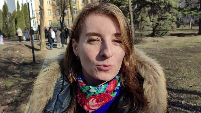 В 1998 году в Смоленске был создан Почётный караул на Посту № 2 у бюста Юрия Гагарина